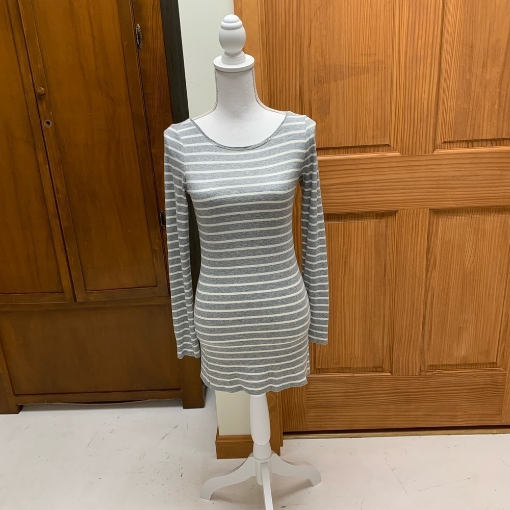 White House Black Market striped knit mini dress studded neckline 16inpit L-29XS